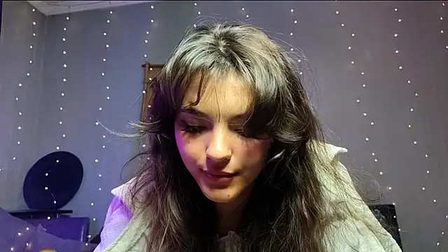 Snapshot of CareyDevan chatting on 03/29/26, 01:44 CareyDevan online show from 03/29/26, 01:44