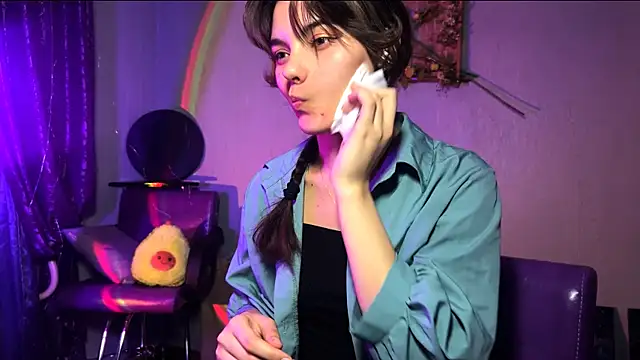 Snapshot of CareyDevan chatting on 04/08/26, 02:06 CareyDevan online show from 04/08/26, 02:06