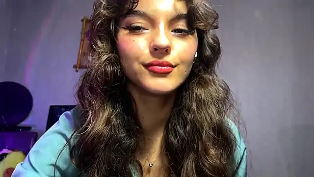 Snapshot of CareyDevan chatting on 04/16/26, 01:34 CareyDevan online show from 04/16/26, 01:34