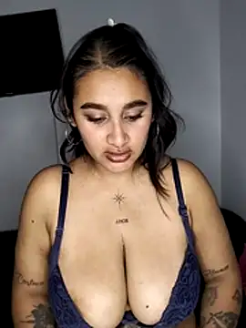 Mia skyy18 online show from 04/09/26, 01:05