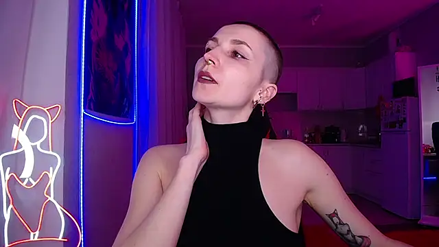 Hope Foxter online show from 04/18/26, 08:53