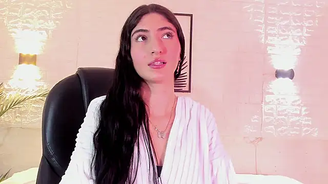 Valeria noir online show from 03/24/26, 12:10