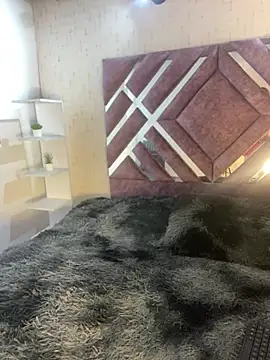 Alice Hecatee online show from 04/15/26, 05:31