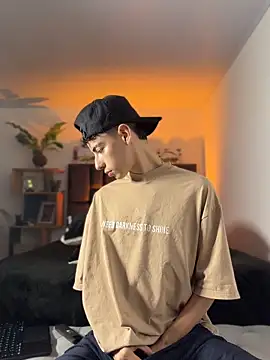 Snapshot of SebastianReed_ chatting on 04/06/26, 04:46 SebastianReed online show from 04/06/26, 04:46