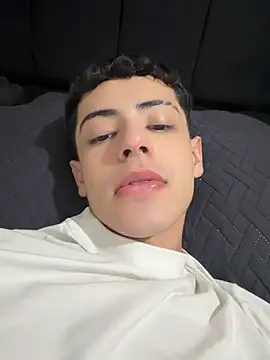 Snapshot of SebastianReed_ chatting on 04/08/26, 06:13 SebastianReed online show from 04/08/26, 06:13