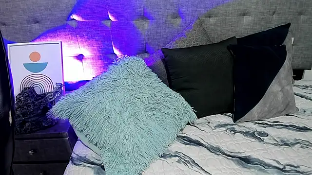 Andrew restrepoo online show from 04/02/26, 03:31