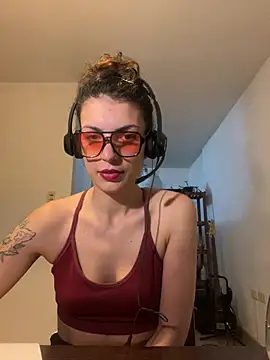 conejita000 online show from 03/30/26, 02:01