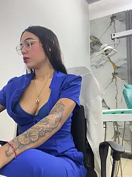 daniela-sexy online show from 04/16/26, 01:34