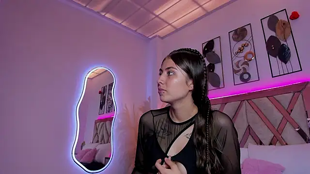 Mia Celeste1 online show from 03/23/26, 07:07