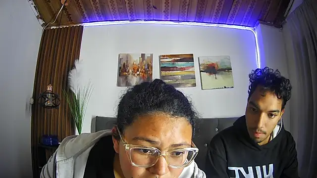 naughtycouplex  online show from 04/07/26, 01:17