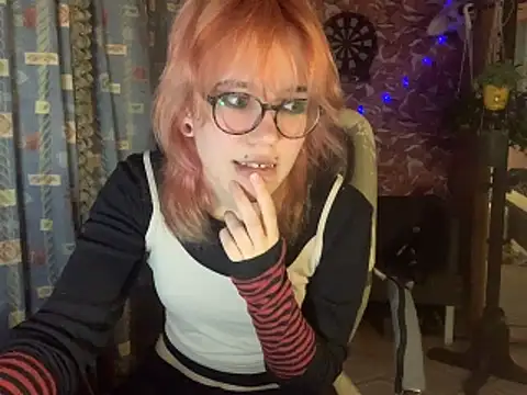 whiny emo boi online show from 04/09/26, 07:41