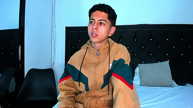 NohaDrake online show from 03/16/26, 04:40