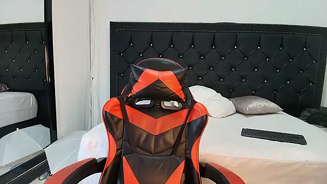 NohaDrake online show from 03/21/26, 08:19