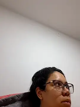 Aila Phone online show from 04/06/26, 04:46