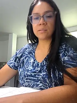 Aila Phone online show from 05/31/26, 07:26