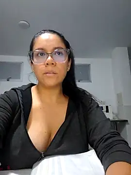 Aila Phone online show from 07/09/26, 05:00