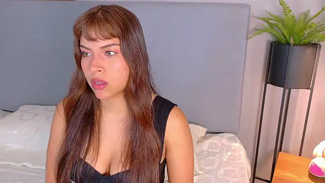 HelenaFoumier online show from 03/31/26, 10:32