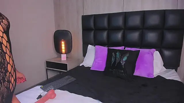 lexy cartier online show from 03/30/26, 01:34