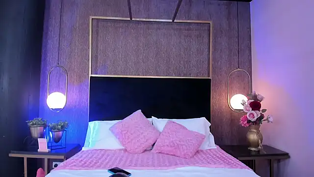 hayli monroe online show from 03/18/26, 07:06