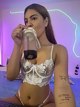 Emily vega1  online show from 03/26/26, 05:29