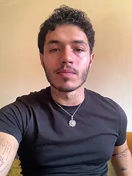 Thewildaliii0 online show from 06/13/26, 02:37