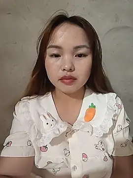 Mina xYx online show from 05/19/26, 04:13
