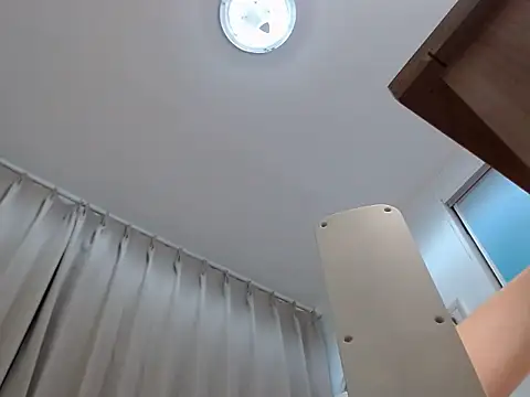 XI-XI-668 online show from 03/25/26, 11:55