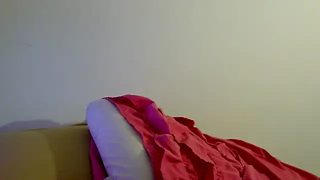 kitty-kitten82 online show from 03/29/26, 07:52