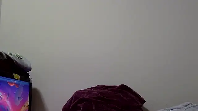 kitty-kitten82 online show from 04/08/26, 05:18