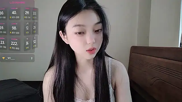 oblakitty  online show from 04/06/26, 06:14