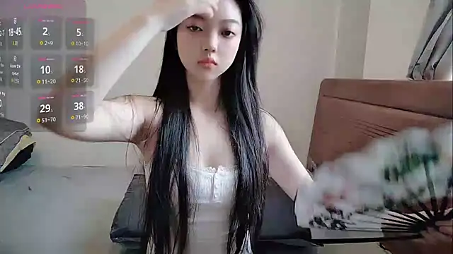 oblakitty  online show from 05/27/26, 12:51