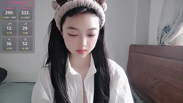 oblakitty  online show from 06/05/26, 12:50