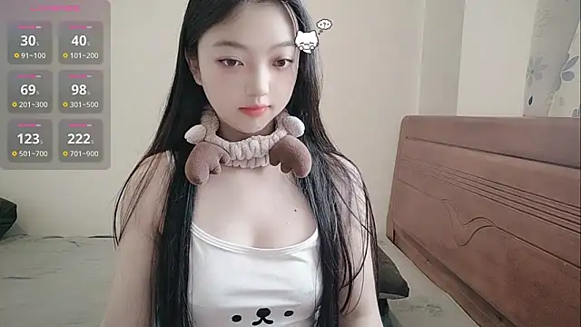 oblakitty  online show from 06/13/26, 12:41