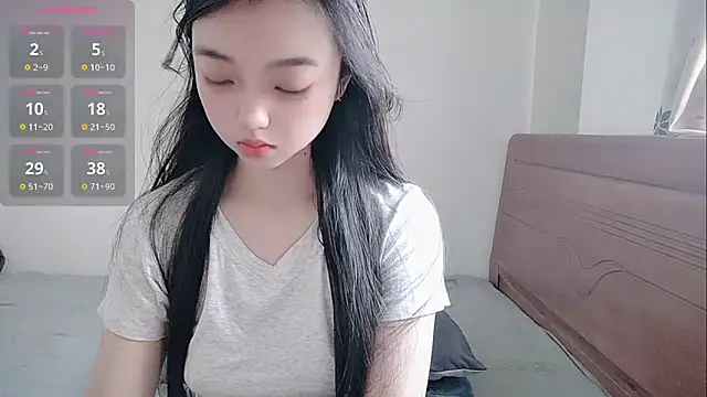 oblakitty  online show from 06/29/26, 12:50