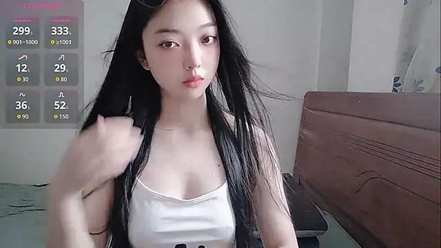 oblakitty  online show from 07/02/26, 12:54