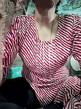 model seela online show from 04/07/26, 04:40