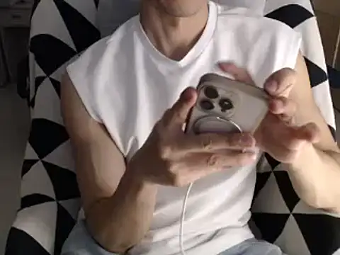 Kent6828 online show from 04/12/26, 02:00