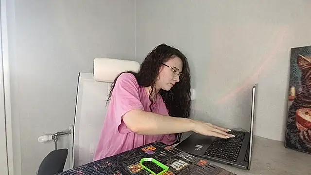 LaritaTocchio online show from 03/16/26, 08:18