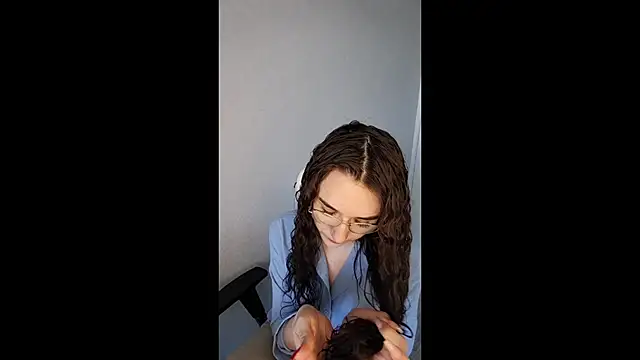 LaritaTocchio online show from 04/14/26, 07:14