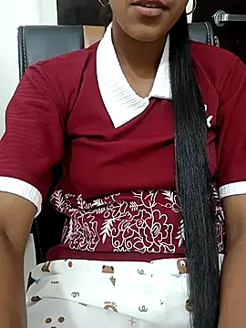 aushi rajput online show from 03/31/26, 03:12