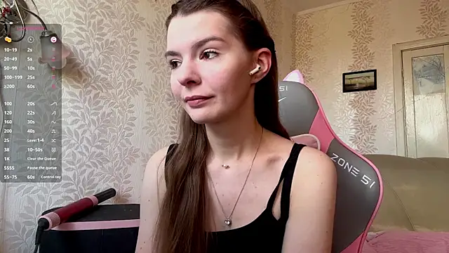 AnnWaddie online show from 03/25/26, 10:21