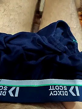 Snapshot of hemat_996 chatting on 03/26/26, 04:45 hemat 996 online show from 03/26/26, 04:45