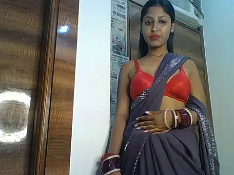 Snapshot of Pari_lovers chatting on 03/15/26, 03:18 Pari lovers online show from 03/15/26, 03:18