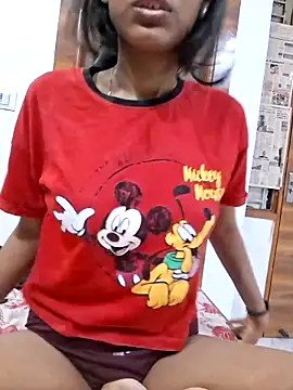 Snapshot of Pari_lovers chatting on 04/09/26, 10:04 Pari lovers online show from 04/09/26, 10:04