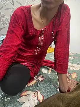 Pari lovers online show from 05/14/26, 07:59