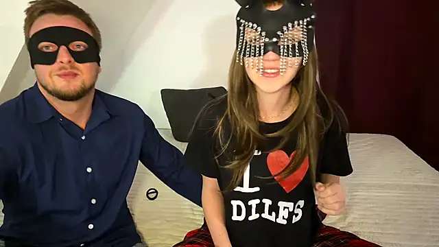 BunnyMeetsDilf online show from 03/26/26, 08:36