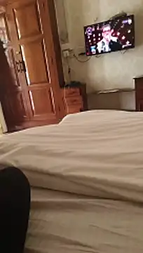 xyz 2giT online show from 03/17/26, 05:44