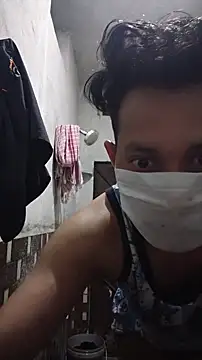 xyz 2giT online show from 04/01/26, 01:52