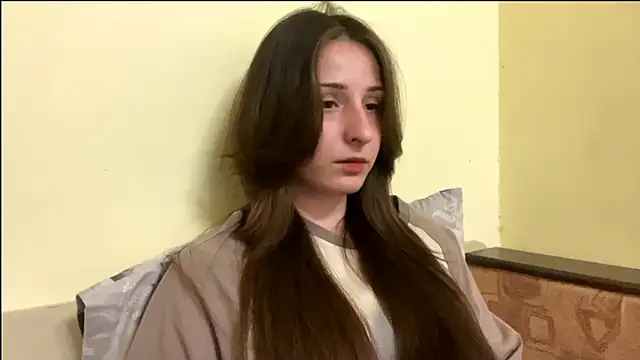 Snapshot of sakuraabloom7 chatting on 03/23/26, 04:00 sakuraabloom7 online show from 03/23/26, 04:00