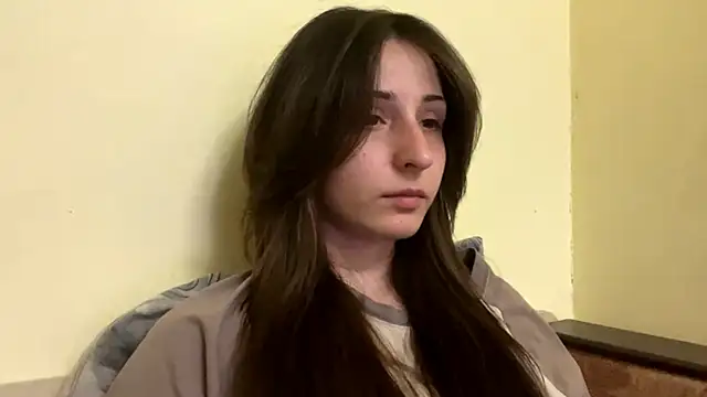 Snapshot of sakuraabloom7 chatting on 04/05/26, 05:10 sakuraabloom7 online show from 04/05/26, 05:10